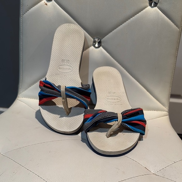 Havaianas Red and Blue Nautical Sandals with Striped Straps - Picture 1 of 4